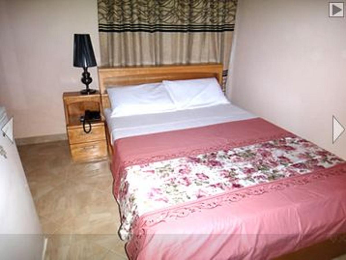 Brookvale Hotel Weija Экстерьер фото