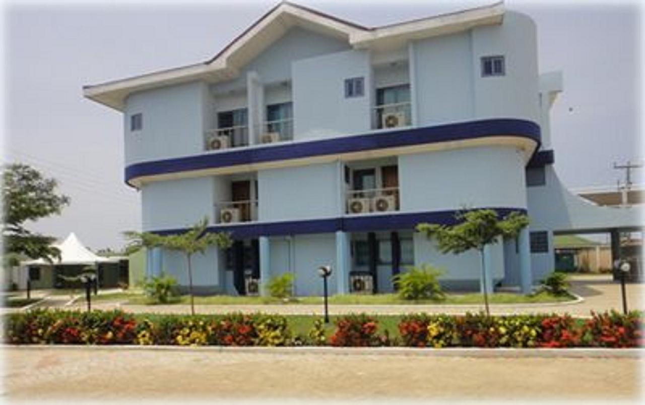 Brookvale Hotel Weija Экстерьер фото