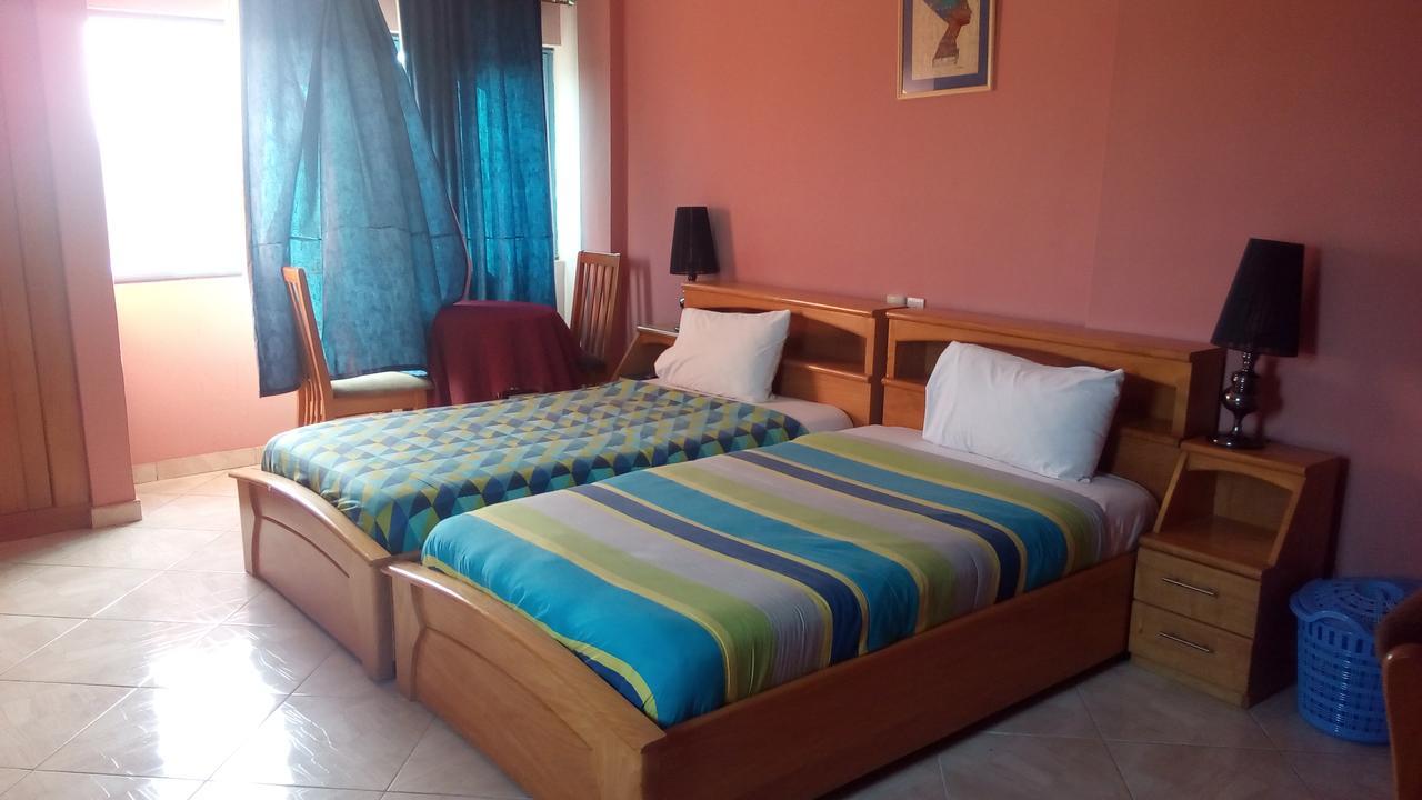 Brookvale Hotel Weija Экстерьер фото
